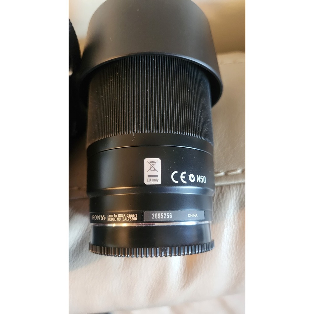 Sony Alpha DSLR-A200 10.2MP Digital SLR Camera W 18-70mm & 4.5-5.6/75-300 Lens - Picture 6 of 16